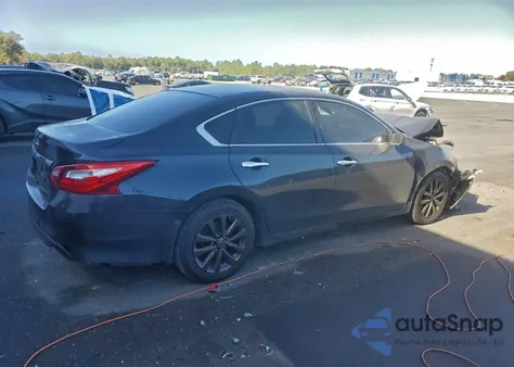 2017 Nissan Altima 2.5 z USA, uszkodzony, nr VIN 1N4AL3APXHN363208